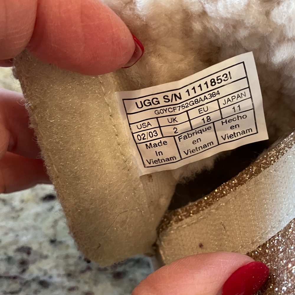 UGG Toddler Girls Gold Glitter Boots Size 2 Shearling Lined Velcro Closure - Picture 6 of 8